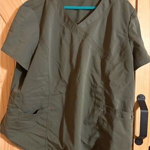 Scrubstar Ultimate Olive Top